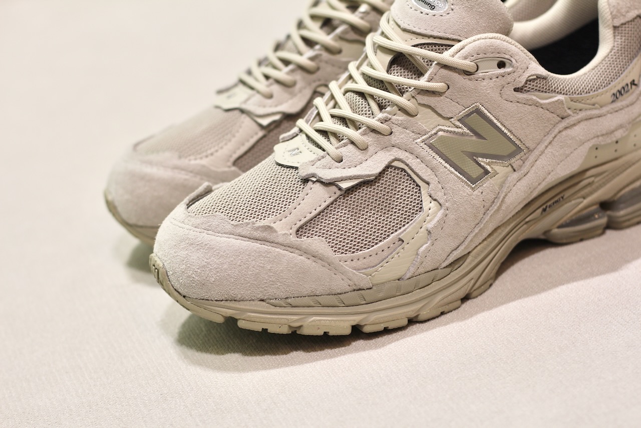 New Balance 2002 DXC Beige Shipyard