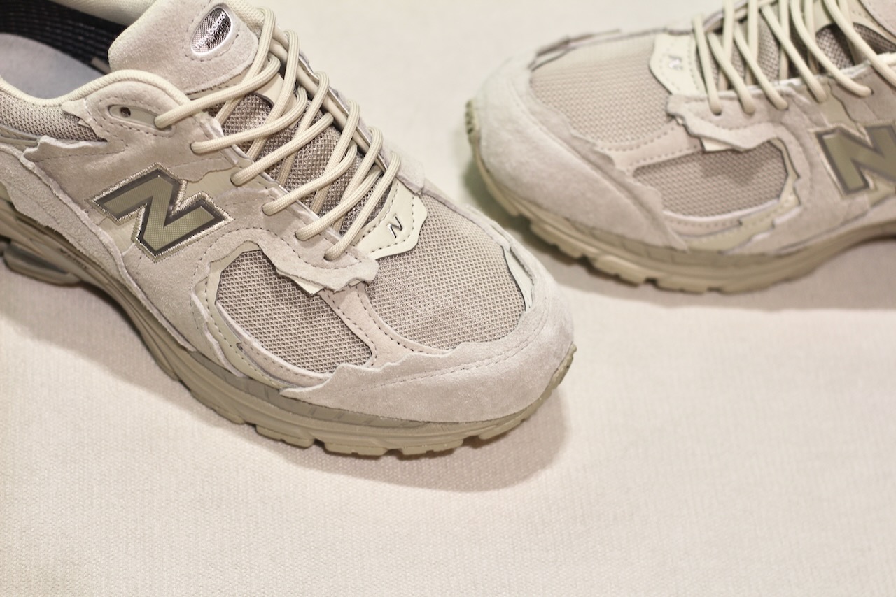 New Balance 2002 DXC Beige Shipyard