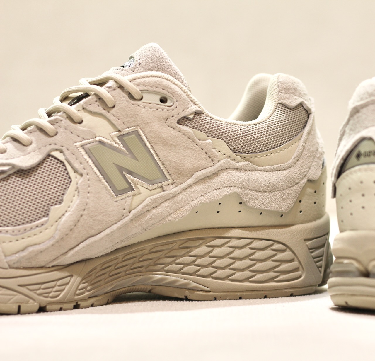 New Balance 2002 DXC Beige Shipyard