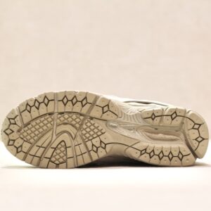 New Balance 2002 DXC Beige Shipyard