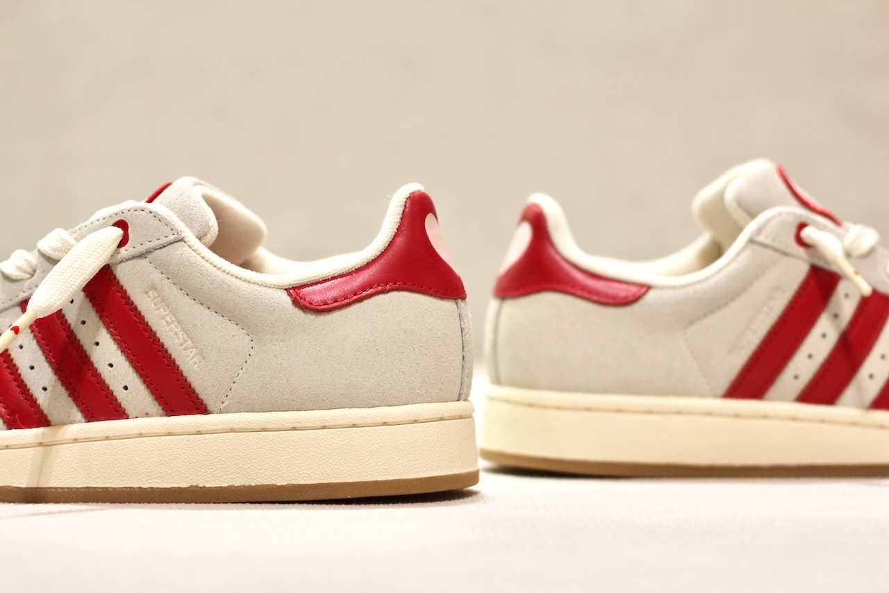 Superstar II W Valentine's Day Grey Red Heart