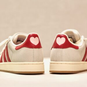Superstar II W Valentine's Day Grey Red Heart
