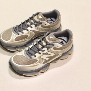 New Balance U 2000 Grey Matter Timberwolf
