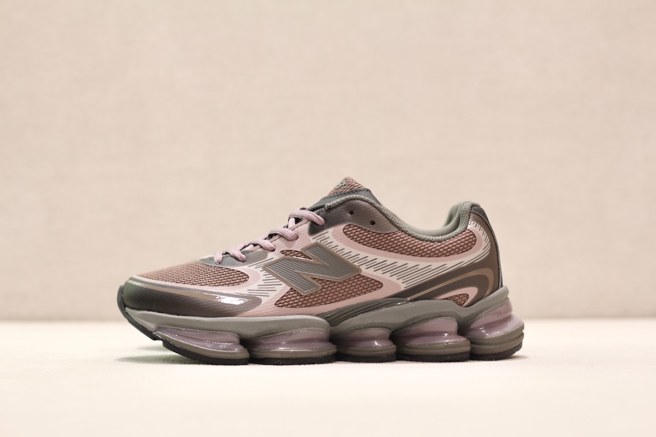 New Balance U 2000 Ice Wine Earth Shadow