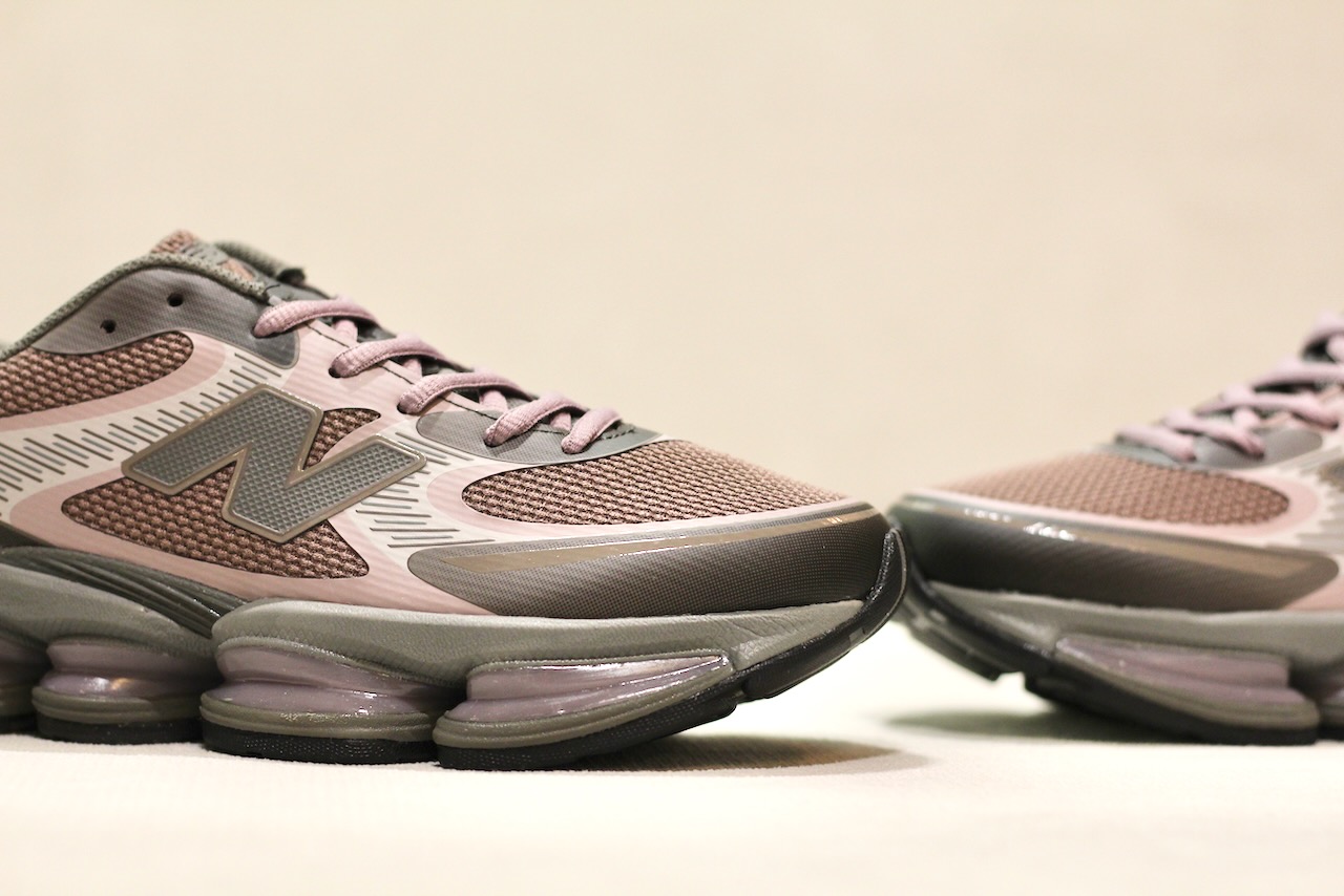 New Balance U 2000 Ice Wine Earth Shadow