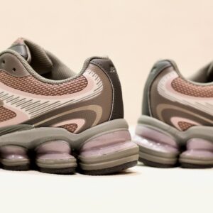 New Balance U 2000 Ice Wine Earth Shadow