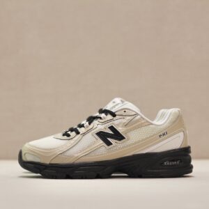 New Balance U 740 Timberwolf White