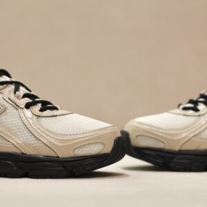 New Balance U 740 Timberwolf White