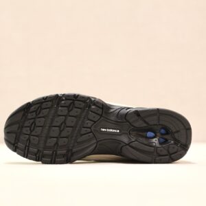 New Balance U 740 Timberwolf White