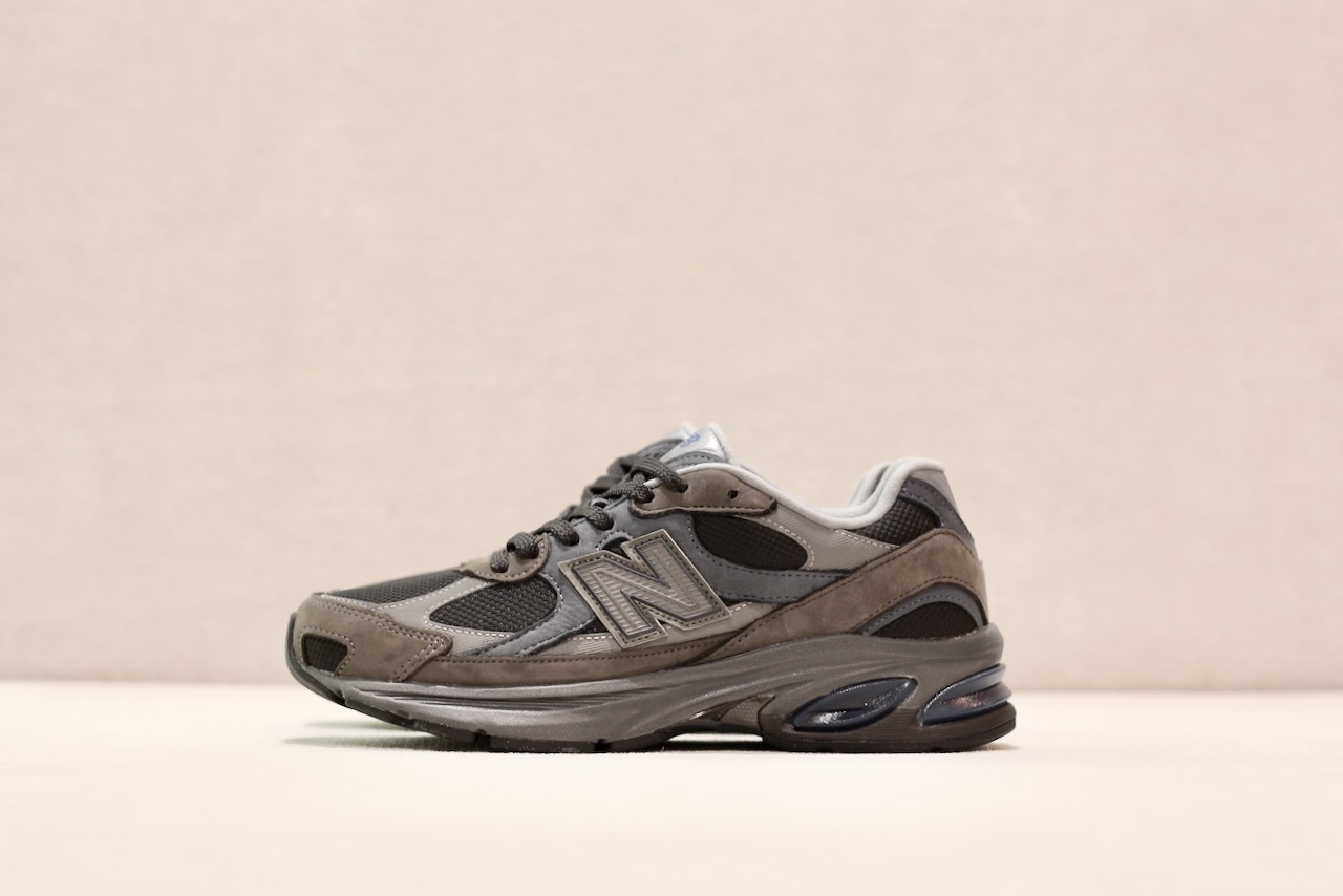 New Balance U 2010 Tornado Faded Black Dark Silver Metallic