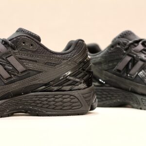 New Balance M 1906 Utility Triple Black