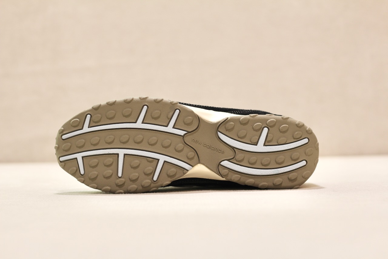 New Balance U 204L Black Magnet