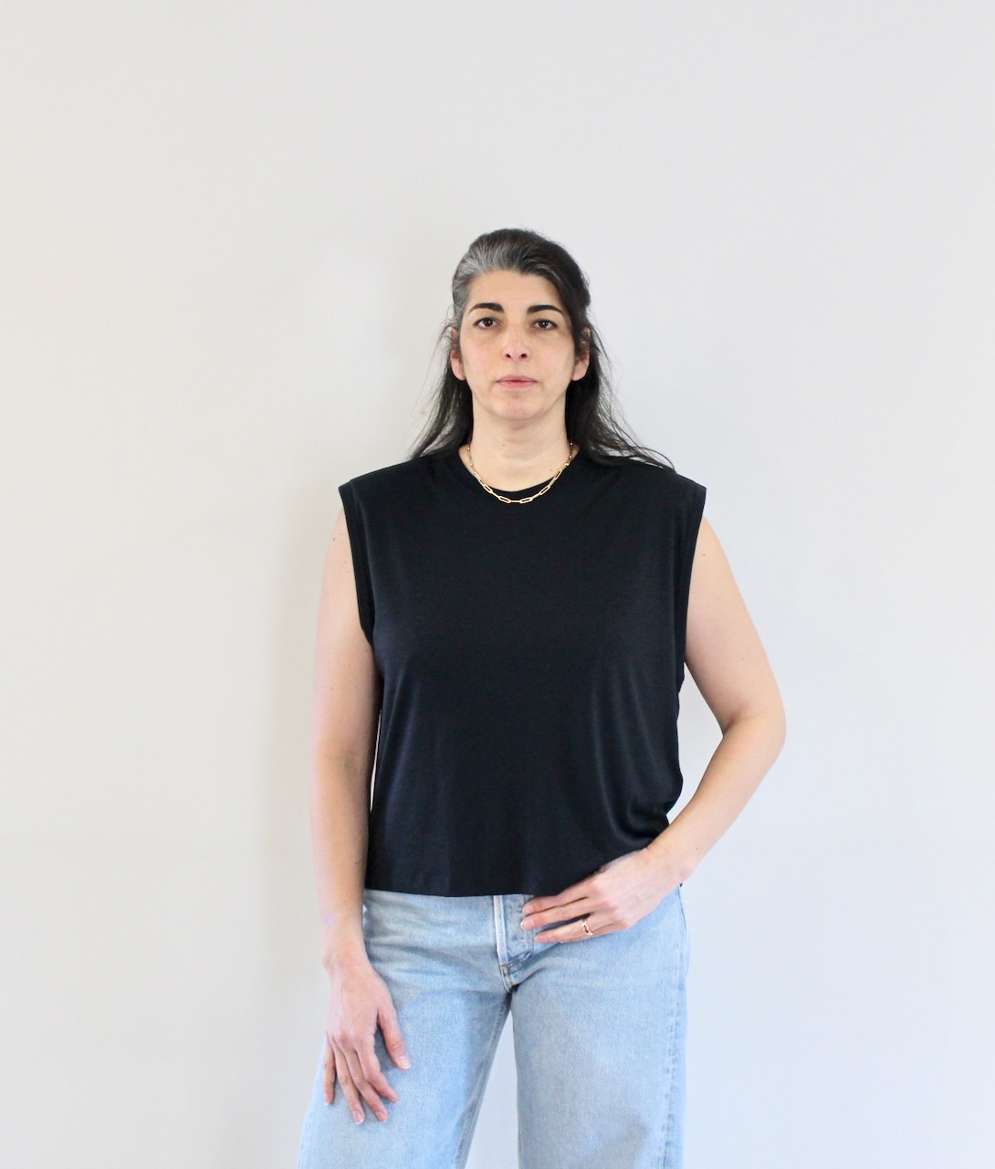 Sessùn Dee Moonless Tshirt à épaulettes