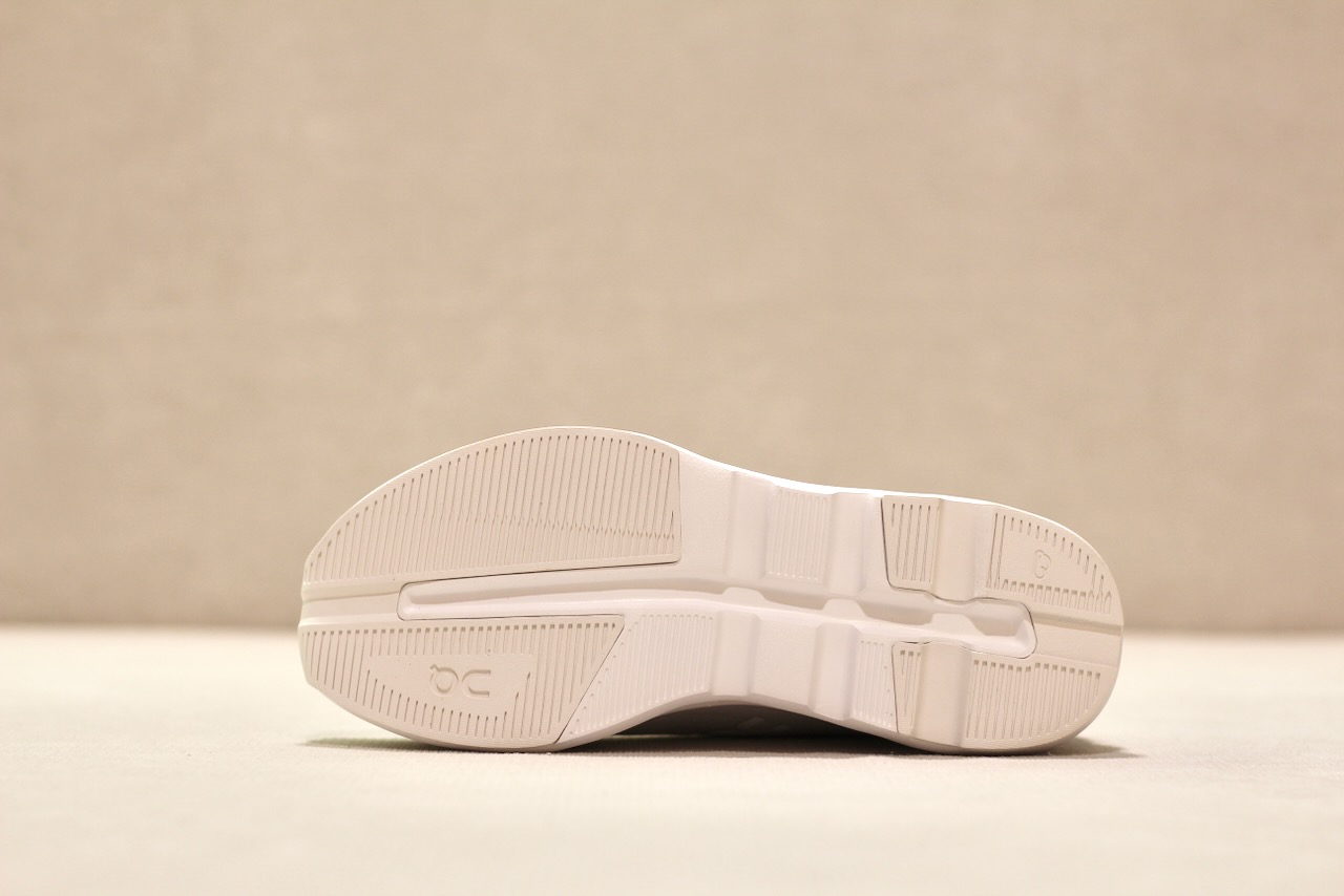 On Cloudzone 1 W White White