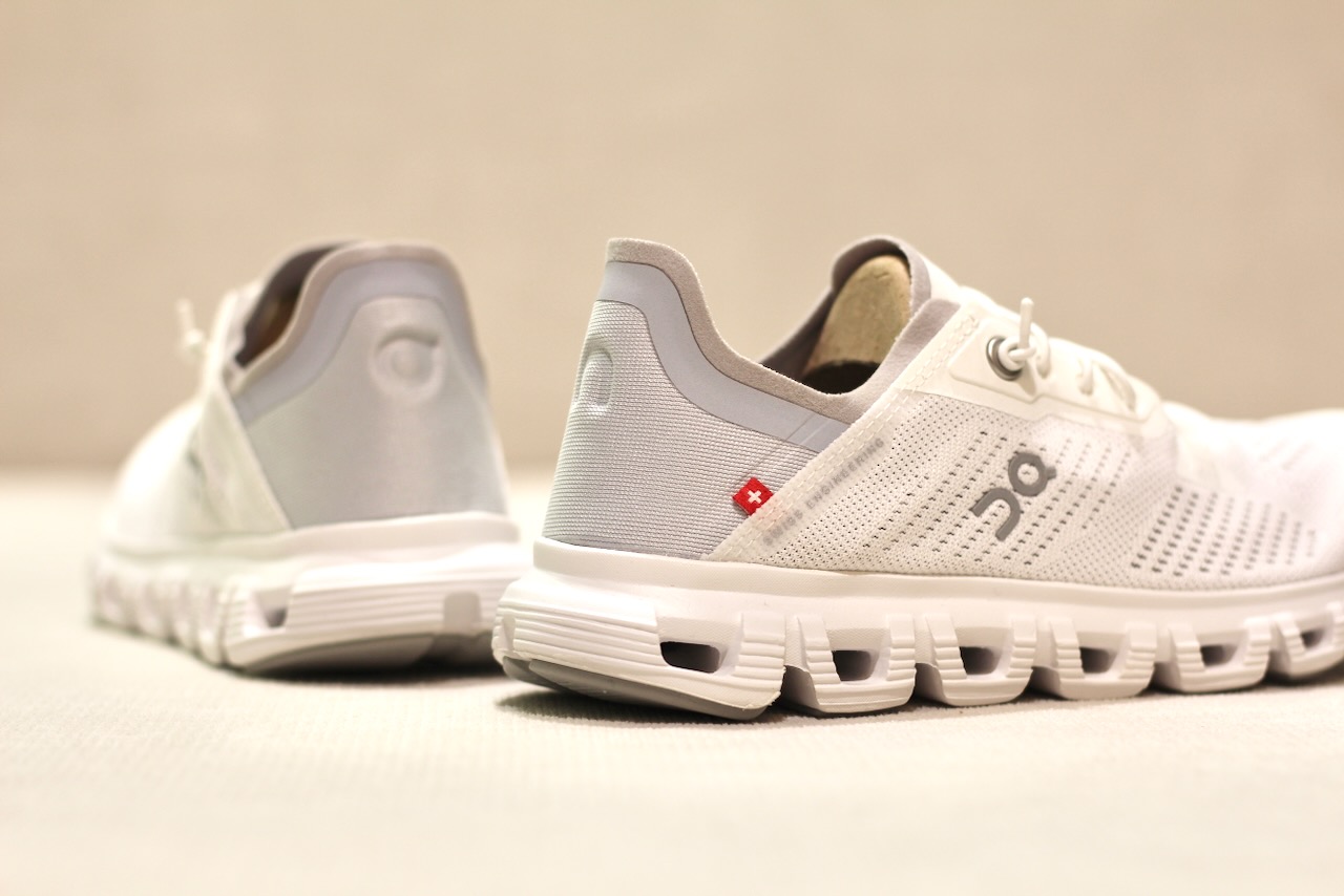 On Cloud 6 Coast W White Glacier