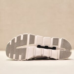 On Cloud 6 Coast W White Glacier