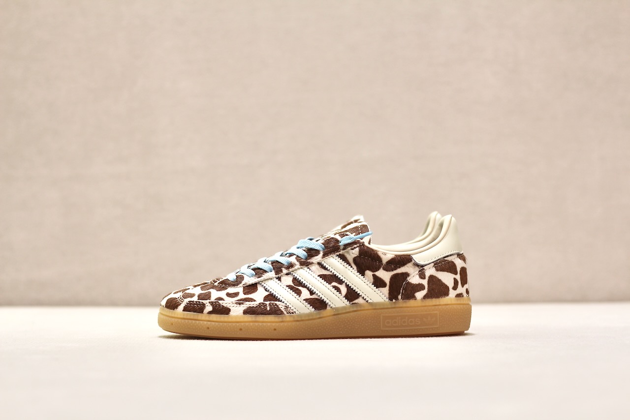 Handball Spezial W Crystal Linen Ivory Ice Blue Girafe