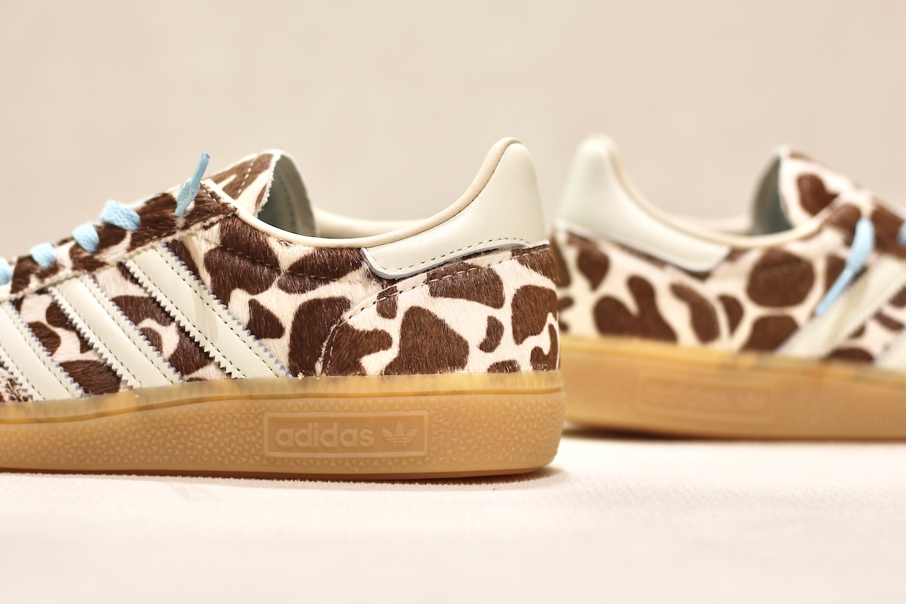 Handball Spezial W Crystal Linen Ivory Ice Blue Girafe