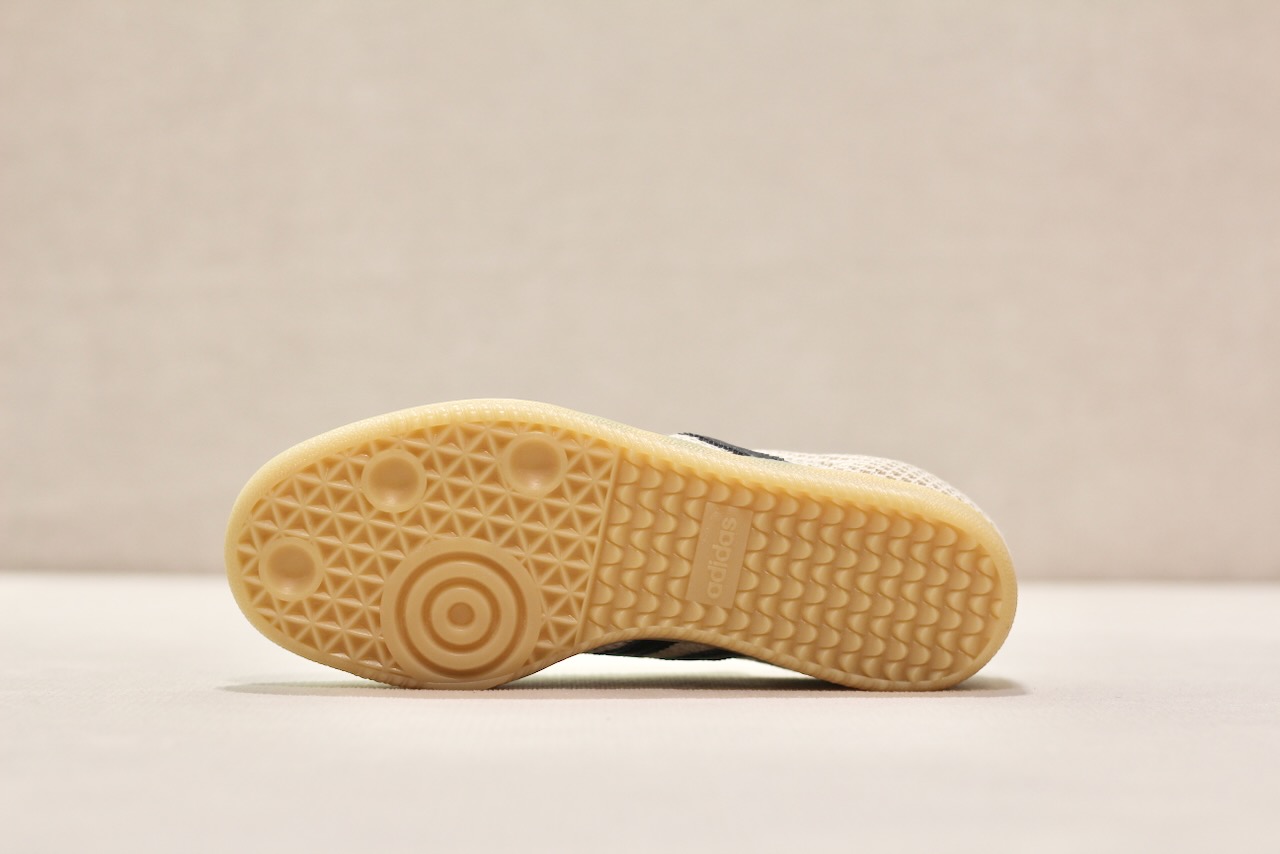 Samba OG W Off-White Carbon Gold Metallic