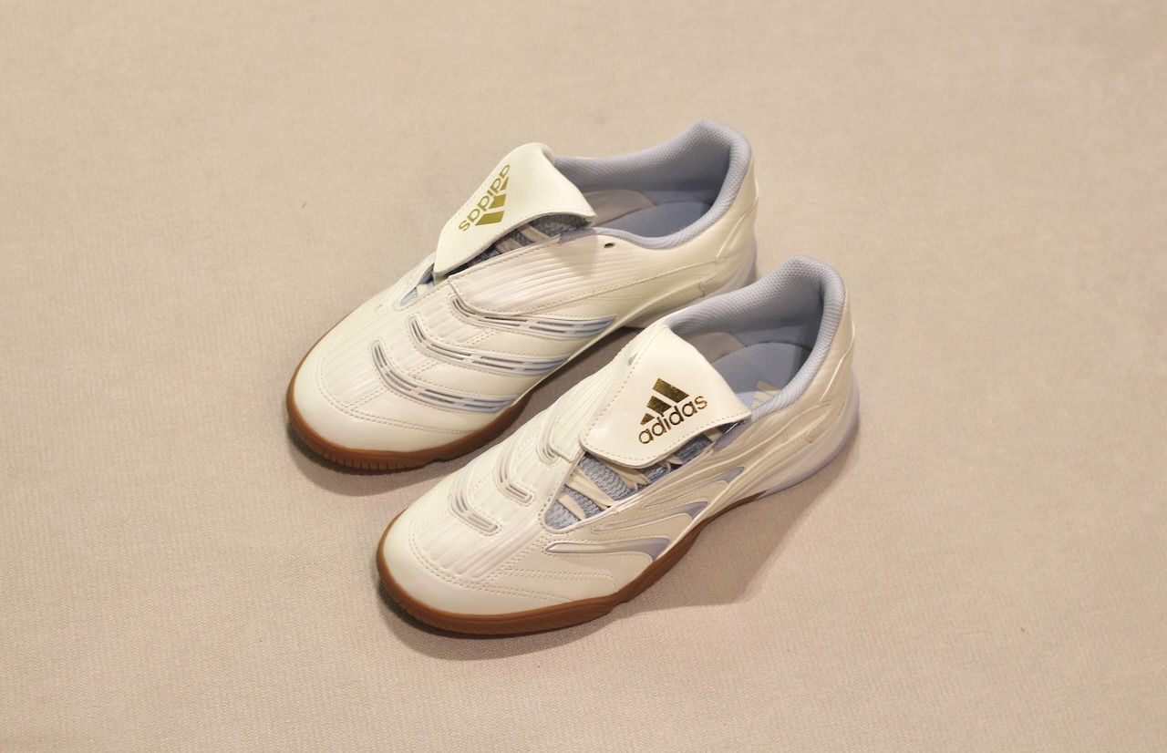 Predator sala Off-White Crystal Gum