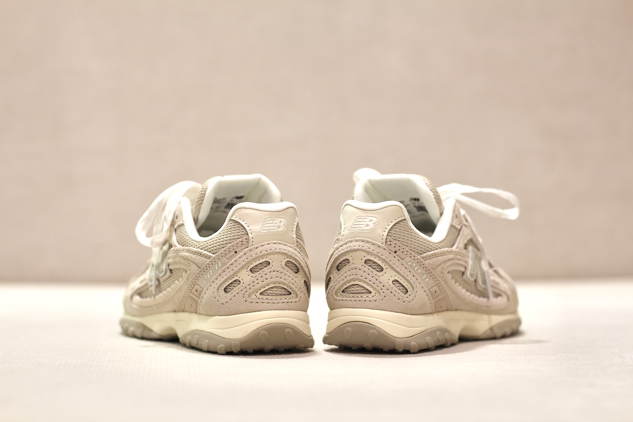 New Balance 204L Sea Salt Linen