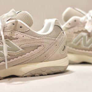 New Balance 204L Sea Salt Linen
