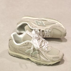 New Balance 204L Sea Salt Linen