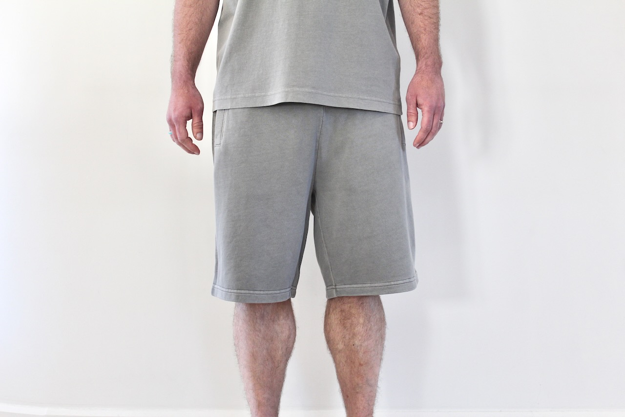 Carhartt Wip Nelson Sweat Short Yosemite garment dyed