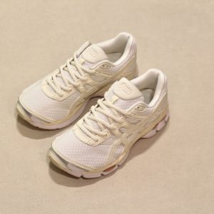 Asics Gel Cumulus 16 White Cream