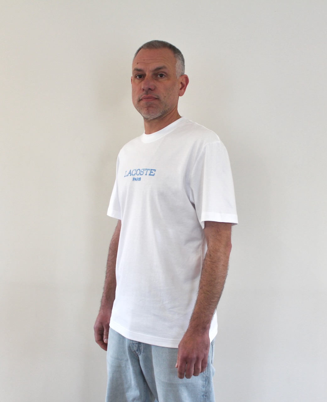 Lacoste Tee Shirt Antik Script Blanc Bleu