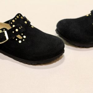 Boston Rivet LEVE Black