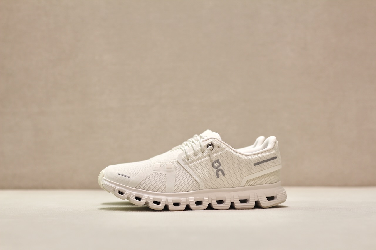 On Cloud 6 W White White