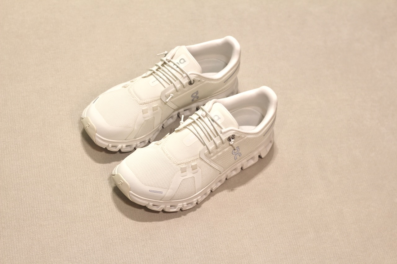 On Cloud 6 W White White