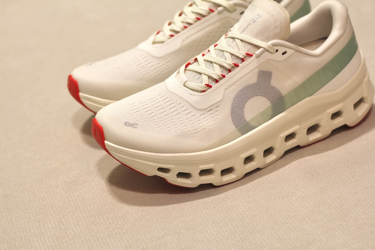 On Cloudmonster 1 M Ivory Creek