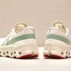 On Cloudmonster 1 M Ivory Creek