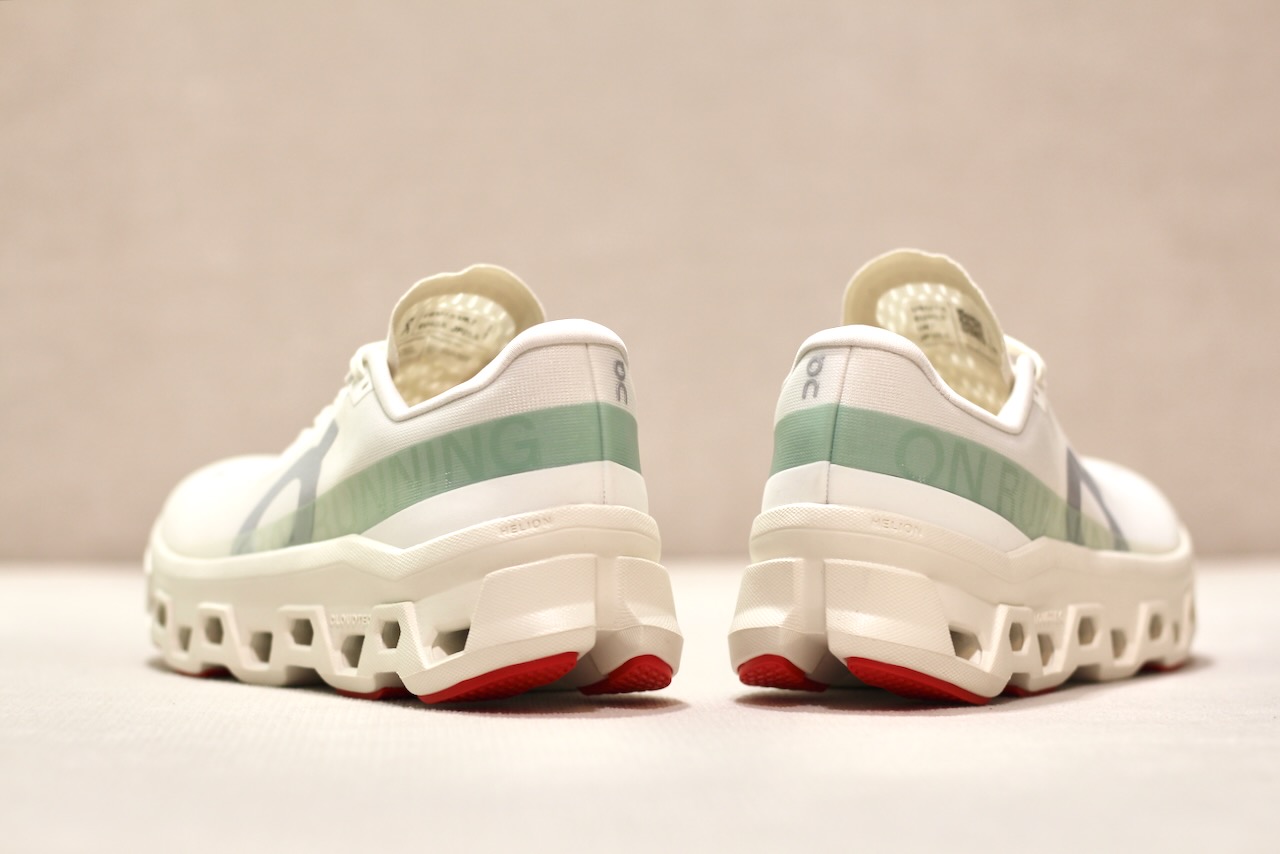 On Cloudmonster 1 M Ivory Creek