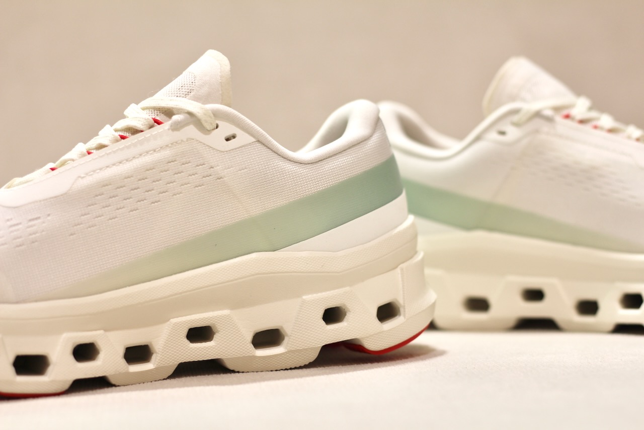 On Cloudmonster 1 M Ivory Creek