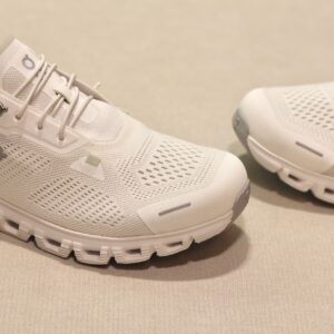 On Cloud 6 Coast M Ivory Olive