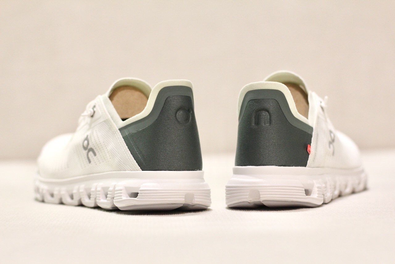 On Cloud 6 Coast M Ivory Olive