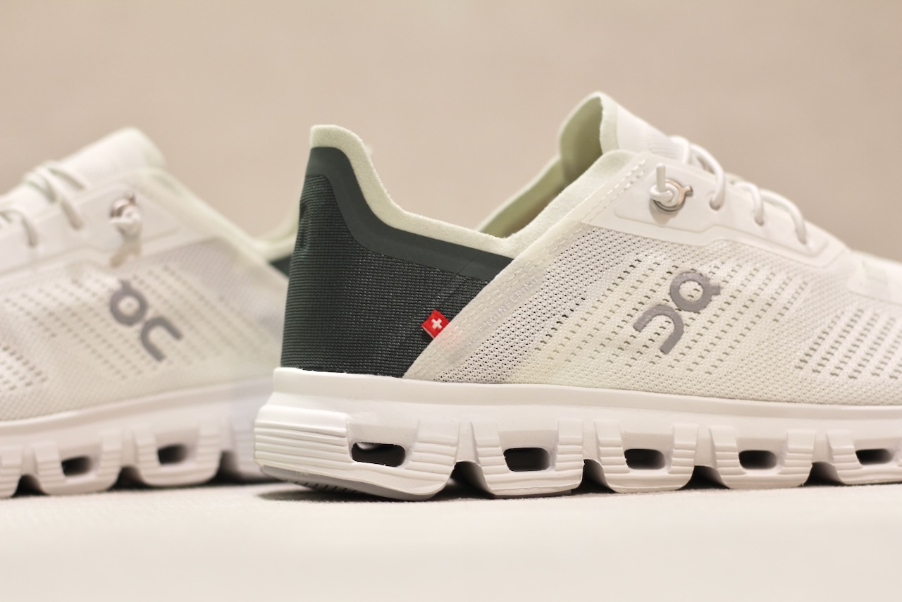 On Cloud 6 Coast M Ivory Olive