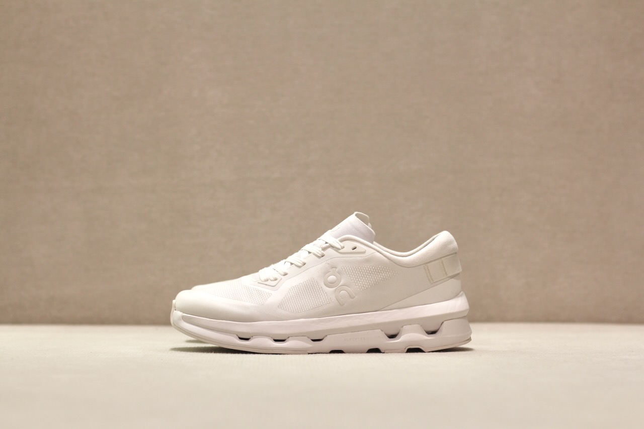 On Cloudzone 1 W White White