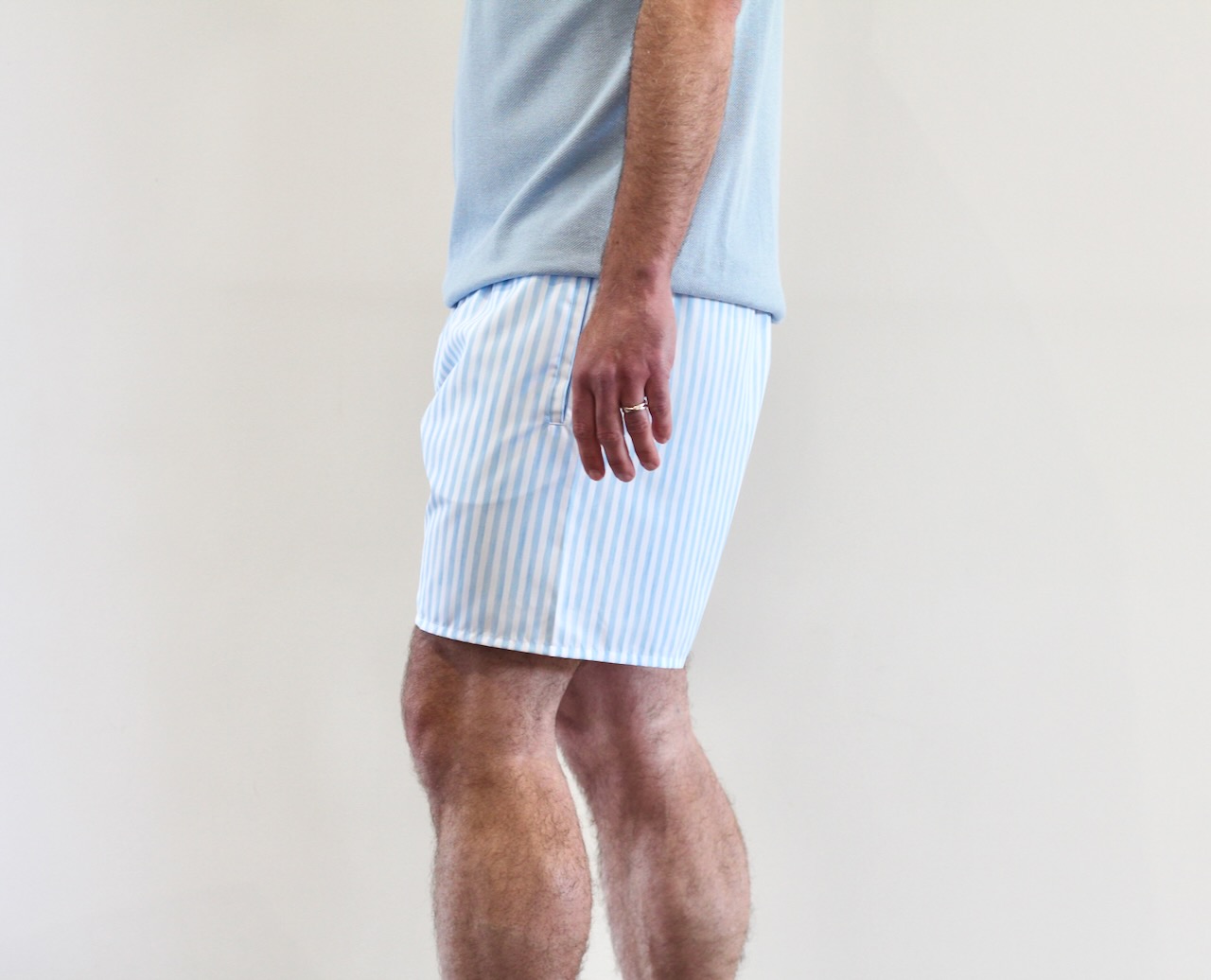 Short De Bain Rayé Aquarelle Bleu Azur Blanc