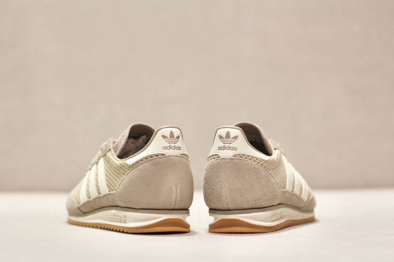 SL 72 OG Perf Wonder Beige White
