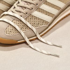 SL 72 OG Perf Wonder Beige White