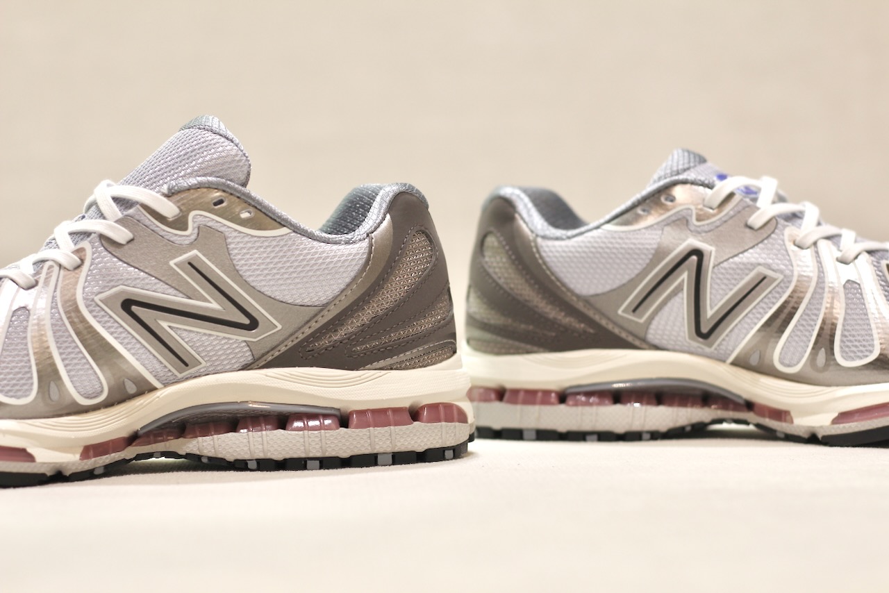 1890 7NG Dark Silver Metallic Granite