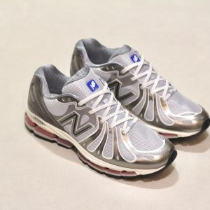 1890 7NG Dark Silver Metallic Granite