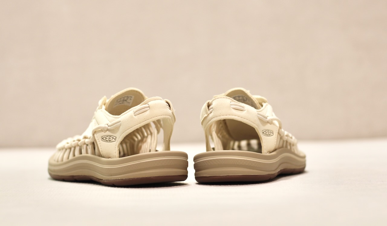 Uneek White Cap Cornstalk