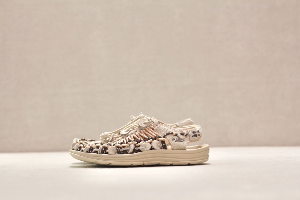 Uneek Lea Tangerine Cream Henrik Vibskov