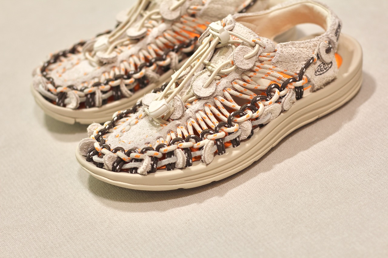 Uneek Lea Tangerine Cream Henrik Vibskov