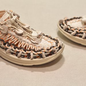 Uneek Lea Tangerine Cream Henrik Vibskov